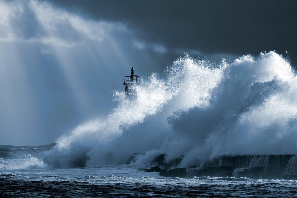 Prévisions météo France : douceur printanière et perturbations en cascade